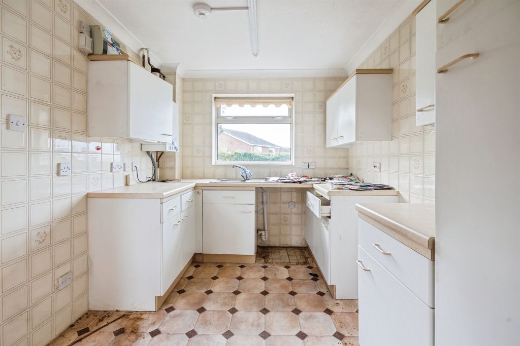 Property photo 3 of 17