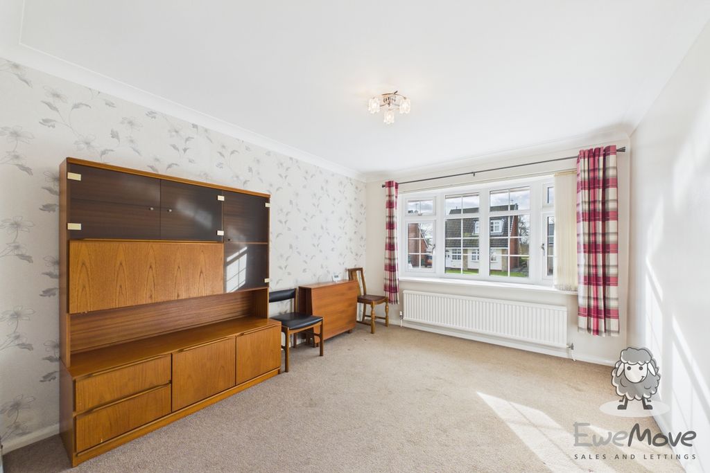 Property photo 2 of 18 1