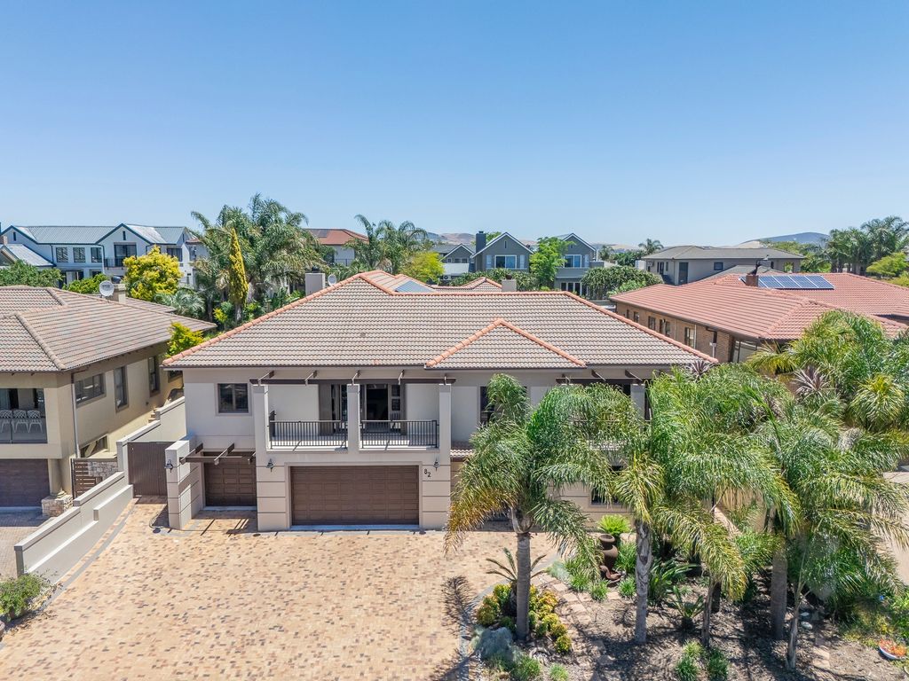 Property photo 2 of 36 1Bc1724277