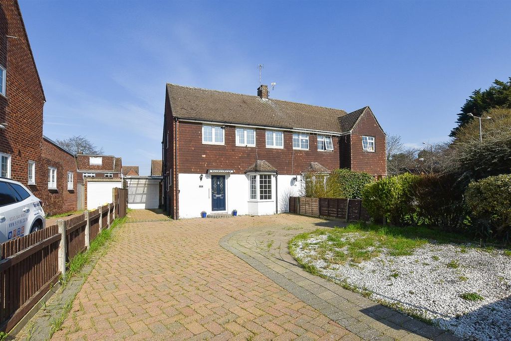 Property photo 1 of 21 Front.Jpg