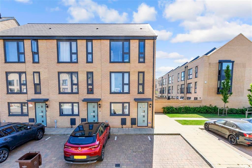 Property photo 1 of 10 External Web
