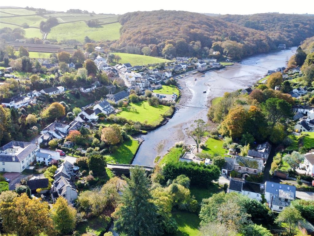 Property photo 3 of 33 Picture No. 40