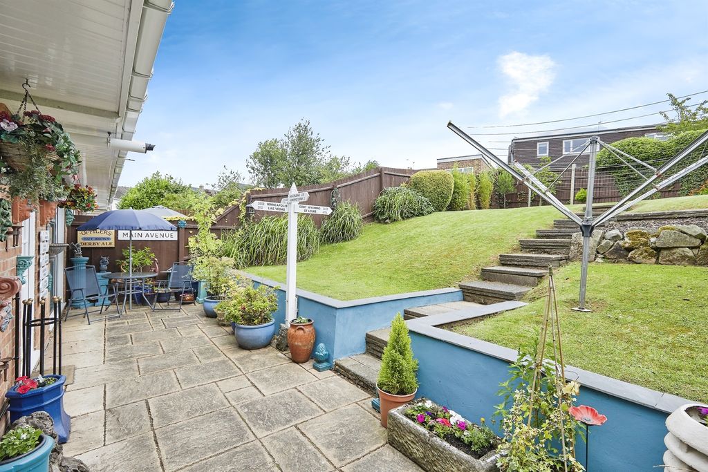 Property photo 3 of 17