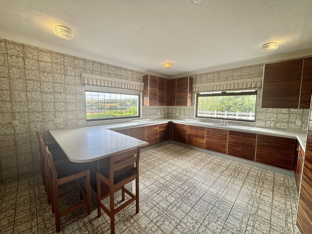 Property photo 3 of 22 Not Specified