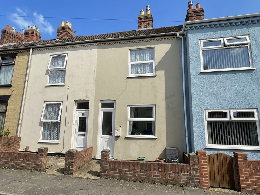 Property photo 1 of 8