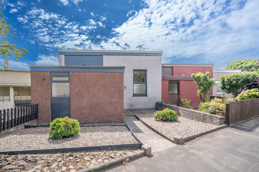 Property photo 1 of 26