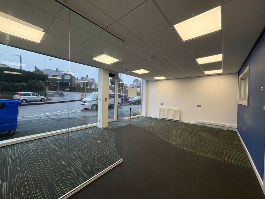 Property photo 2 of 7 Photo 6