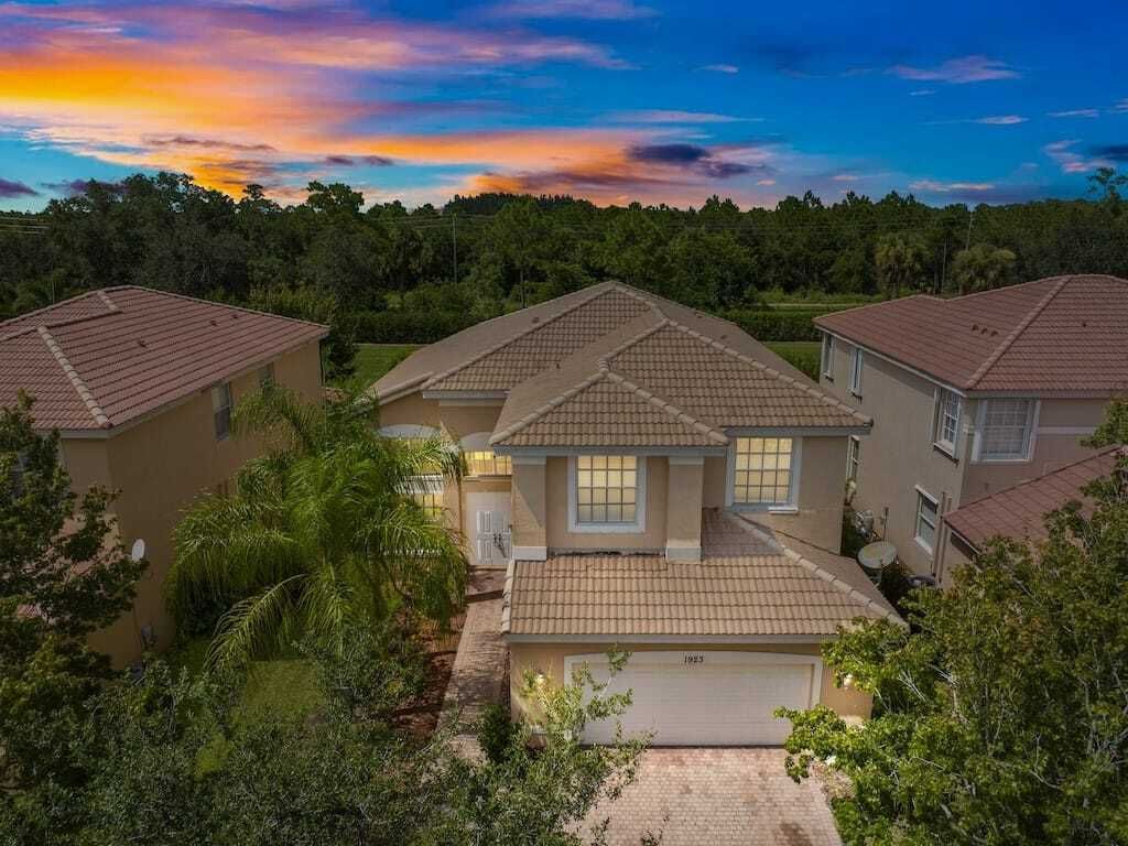 Property photo 1 of 31