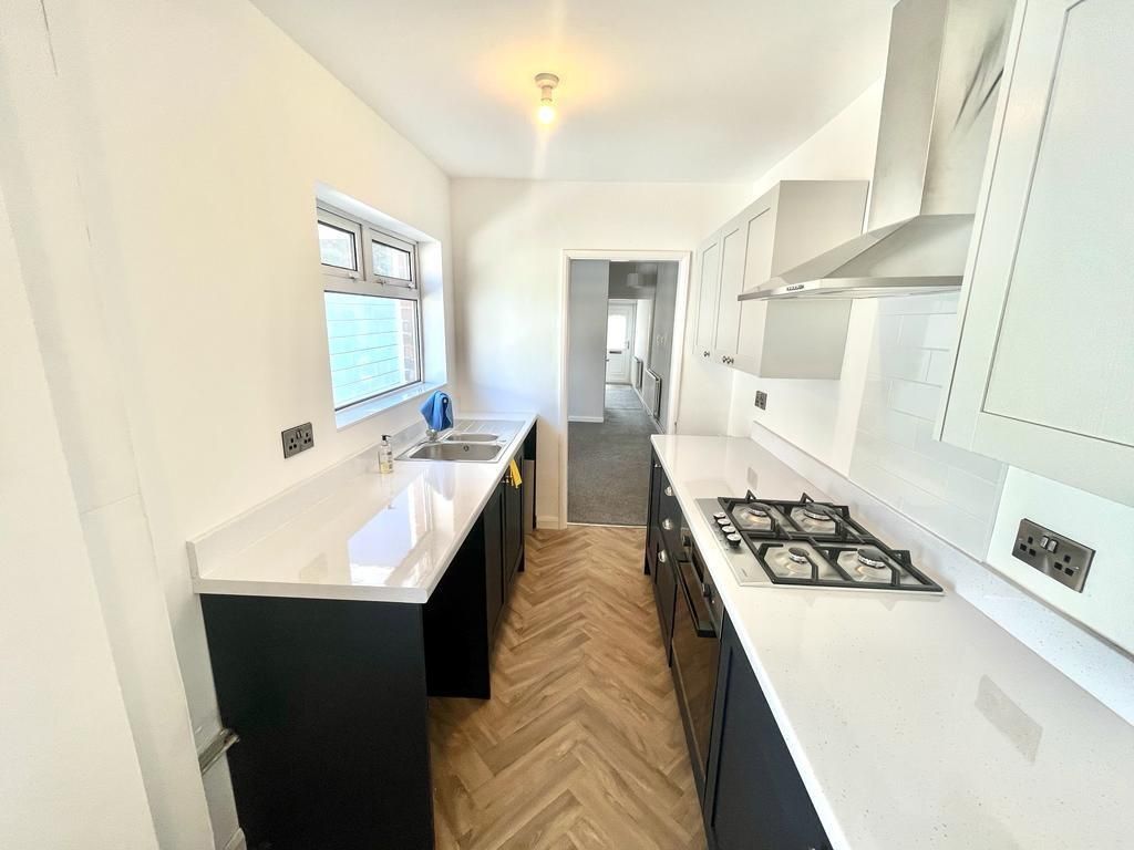 Property photo 2 of 17 Image