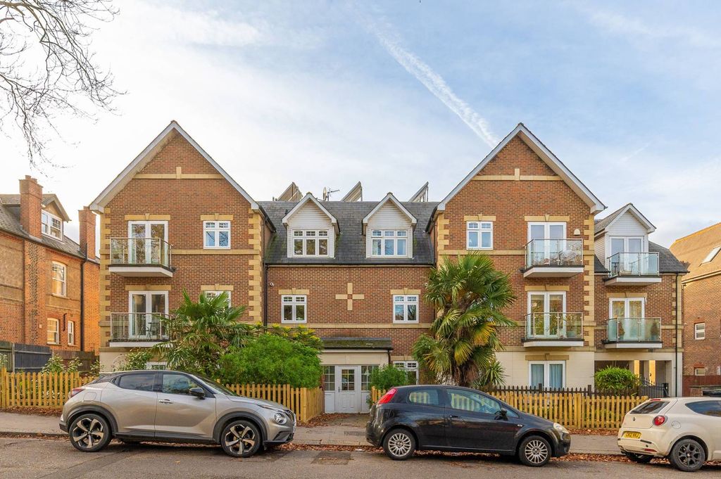 Property photo 2 of 18