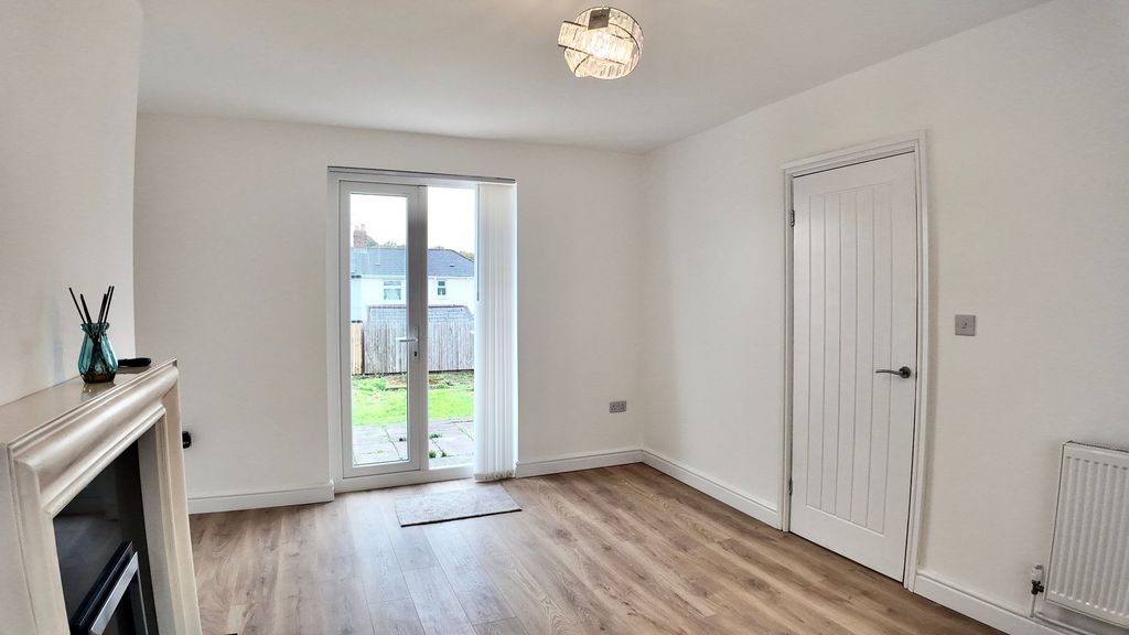 Property photo 3 of 24