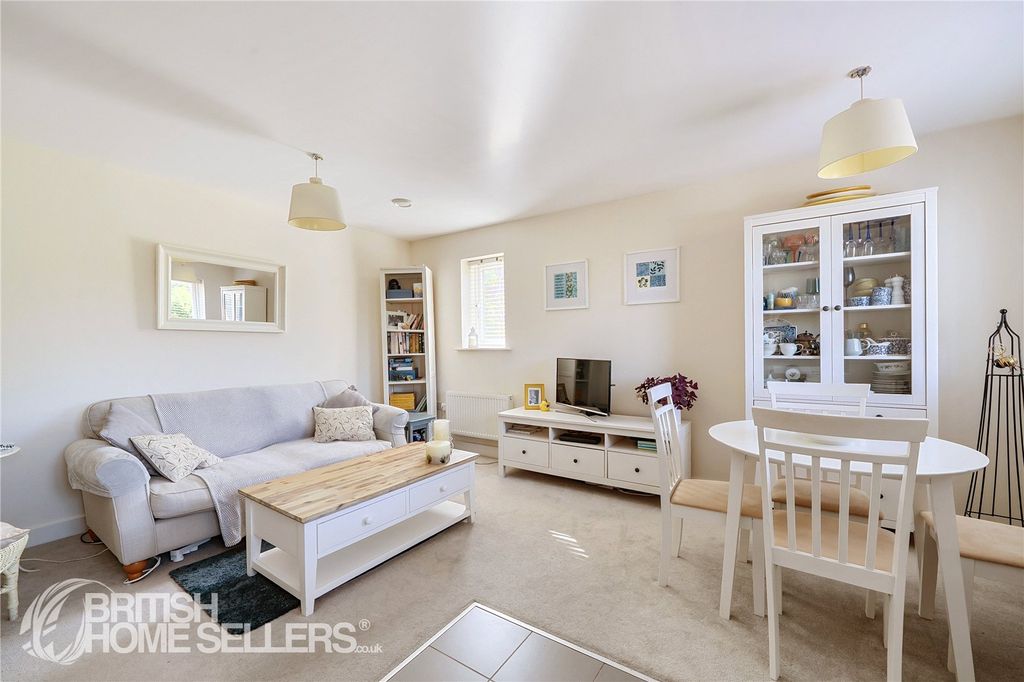 Property photo 3 of 15 Picture No. 16