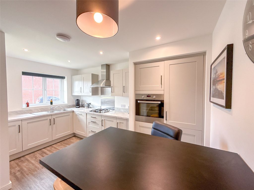 Property photo 3 of 28 Breakfasting Kitchen