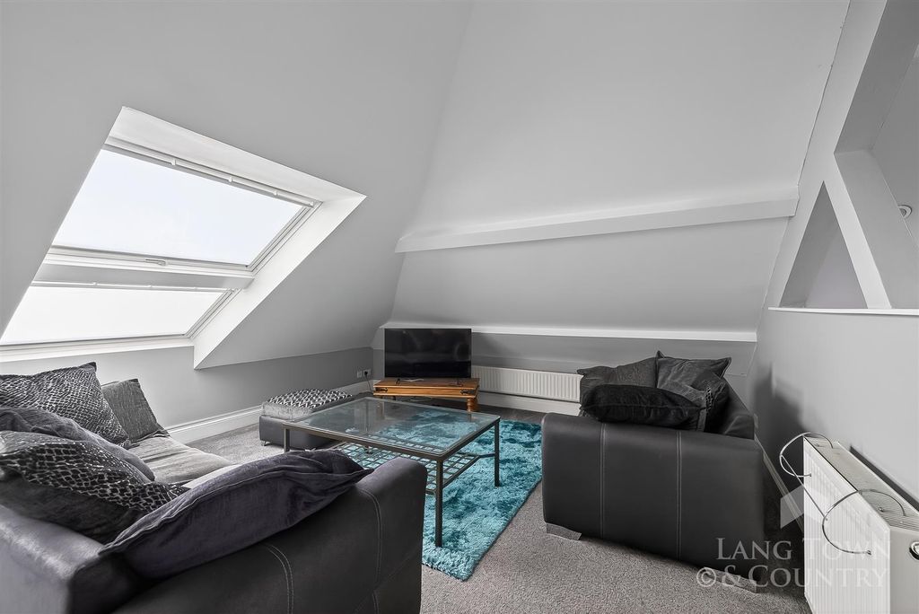 Property photo 2 of 11 0015.Jpg