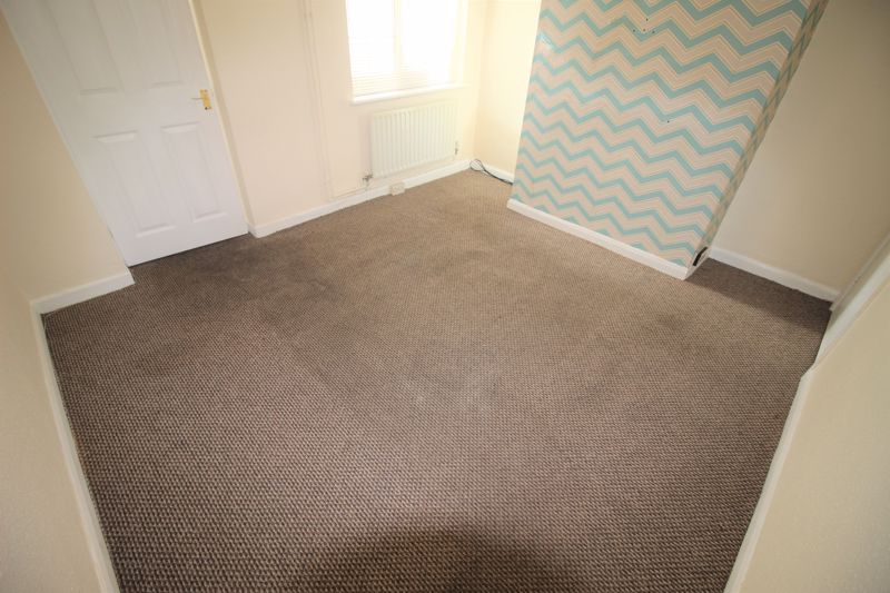 Property photo 3 of 8 Photo 11