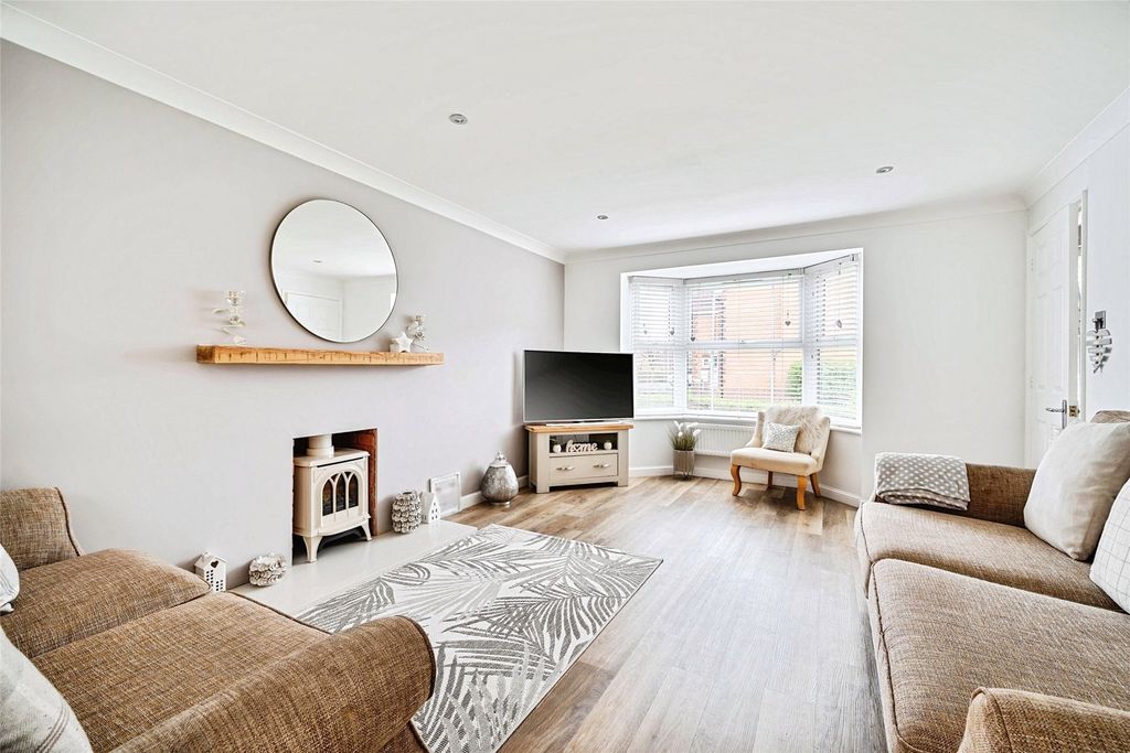 Property photo 3 of 26 Picture No. 57