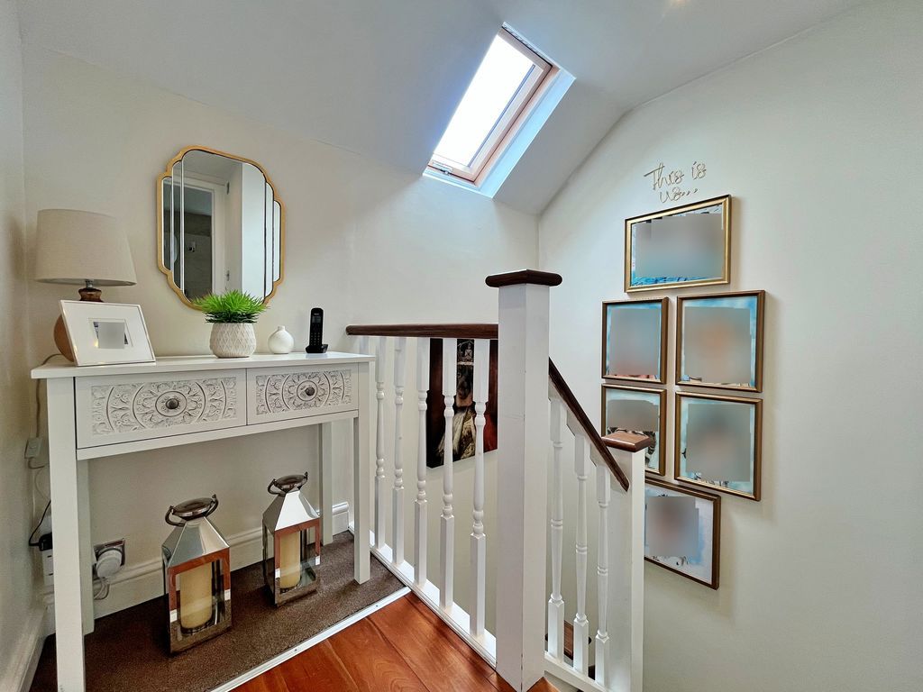 Additional image 19 of 5 bed semi-detached house for saleWest Close, Greenford UB6