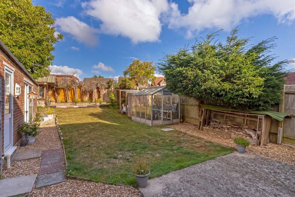 Property photo 2 of 17 Steepdown_12.Jpg