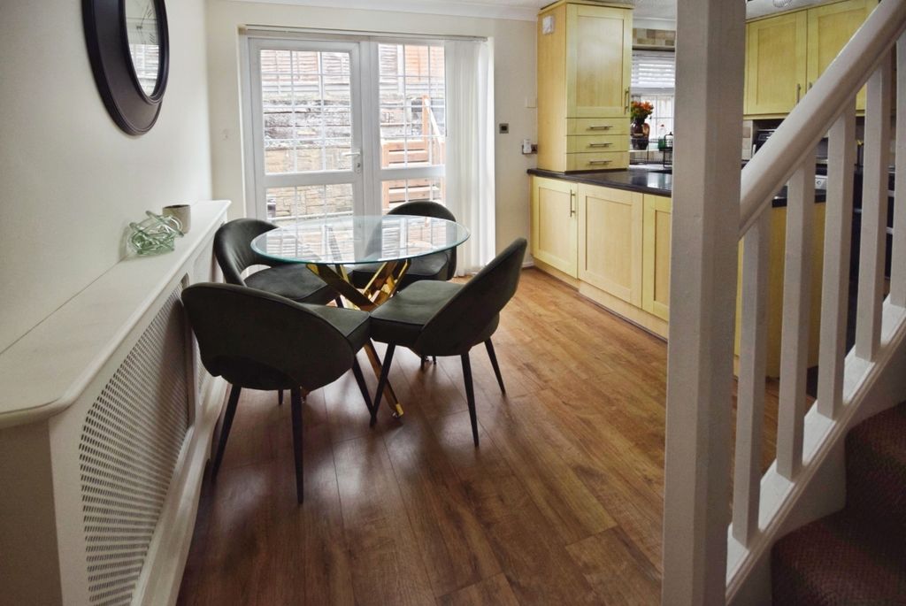Property photo 3 of 11 Hook Dining Room