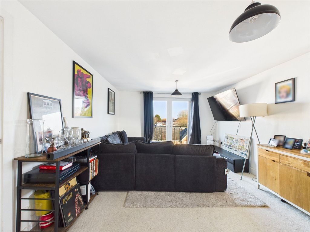 Property photo 2 of 11 Picture No. 03