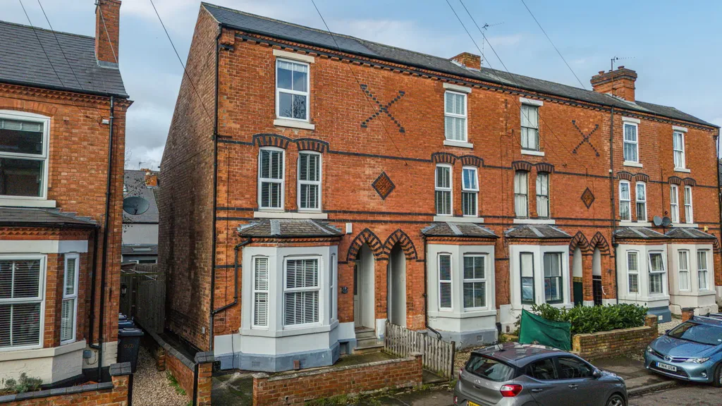 House in Rushcliffe, Compton Acres, Nottinghamshire - View 3