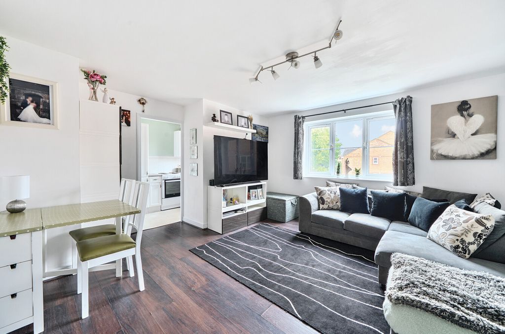 Property photo 2 of 15 1312047-14-685d0ee3F2c3F