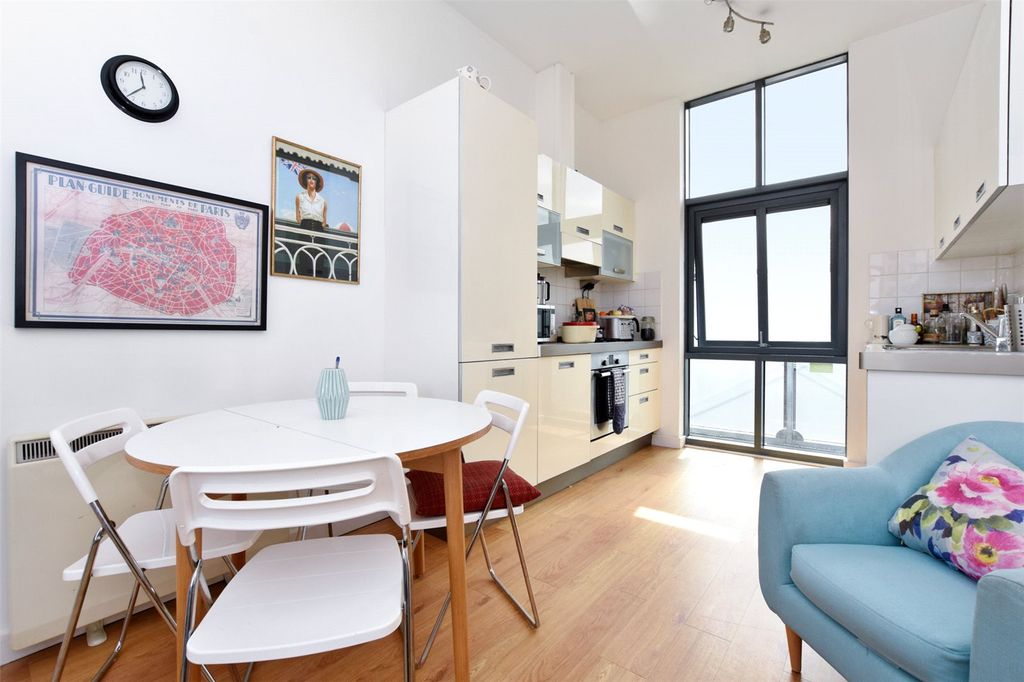 Property photo 2 of 9 Picture No. 02