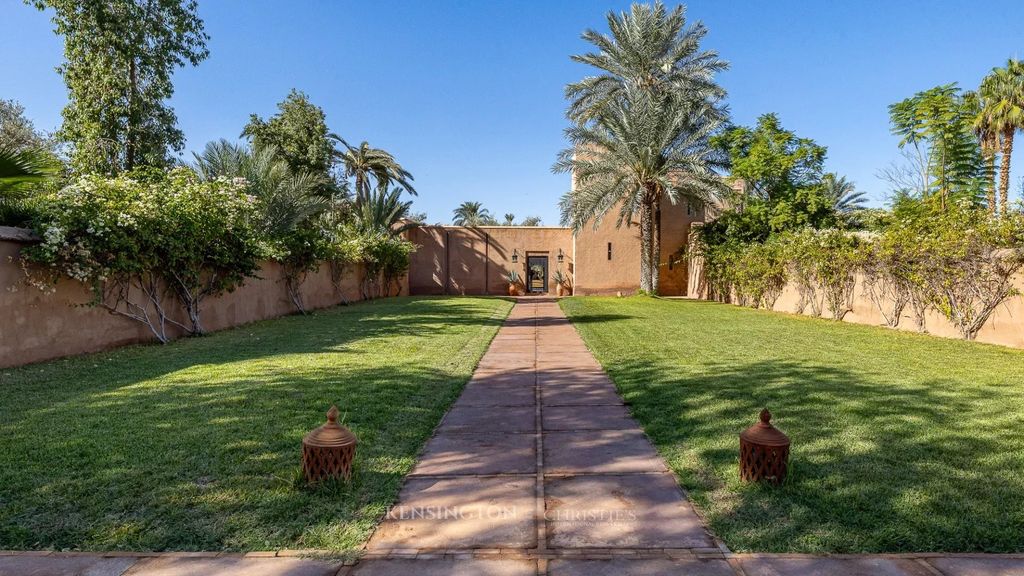 Property photo 3 of 34