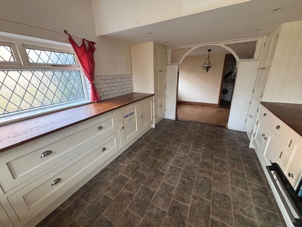 Property photo 3 of 10 Image 3