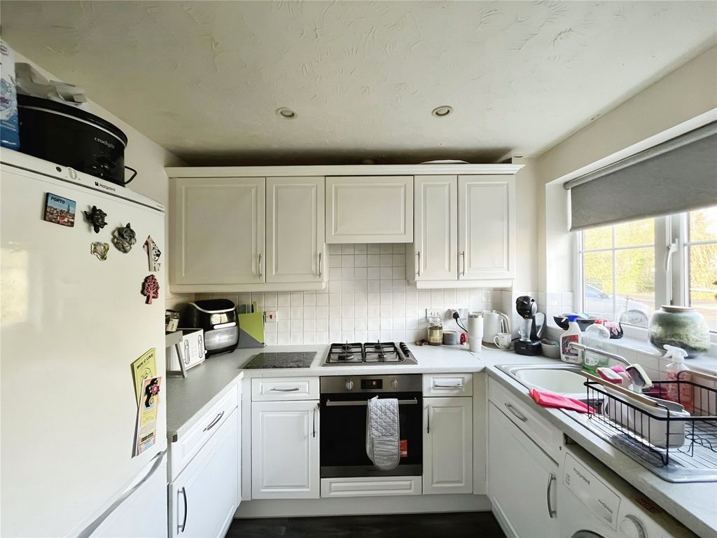 Property photo 2 of 17 Picture No. 08