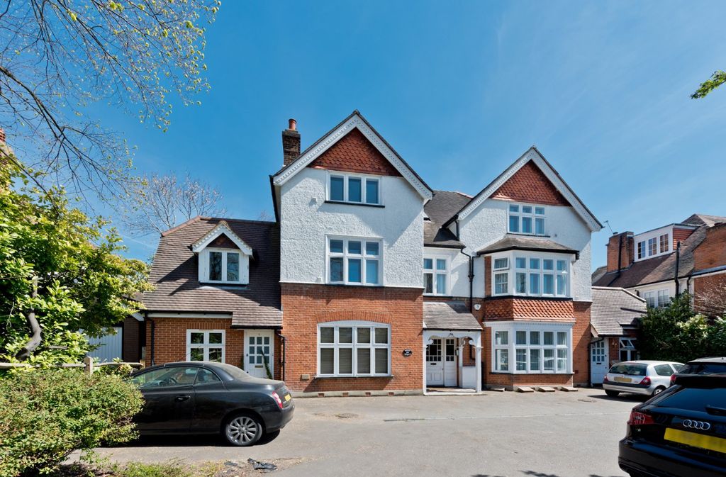 Property photo 3 of 13 Picture No. 01