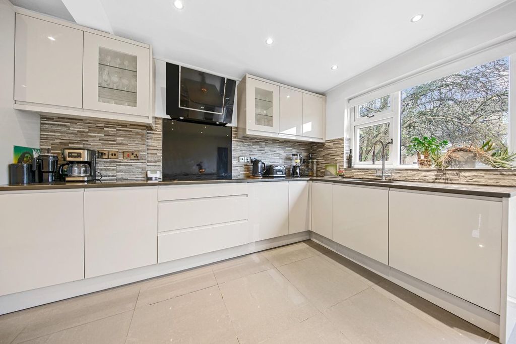 Property photo 3 of 23 _W6B7502.Jpg