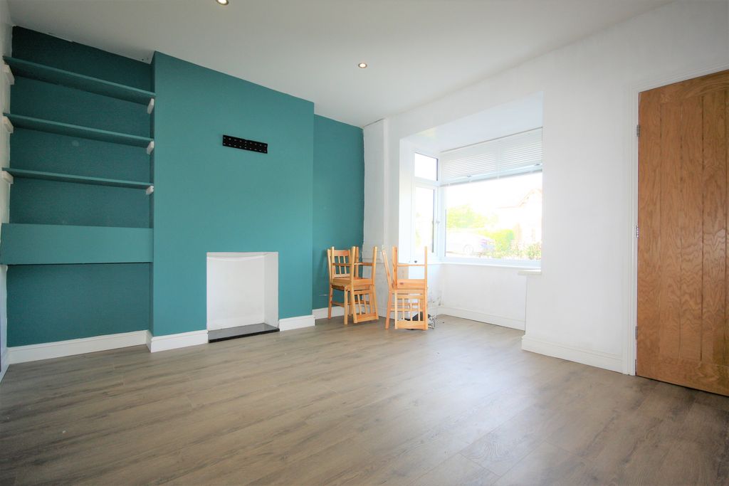 Property photo 2 of 10 Image