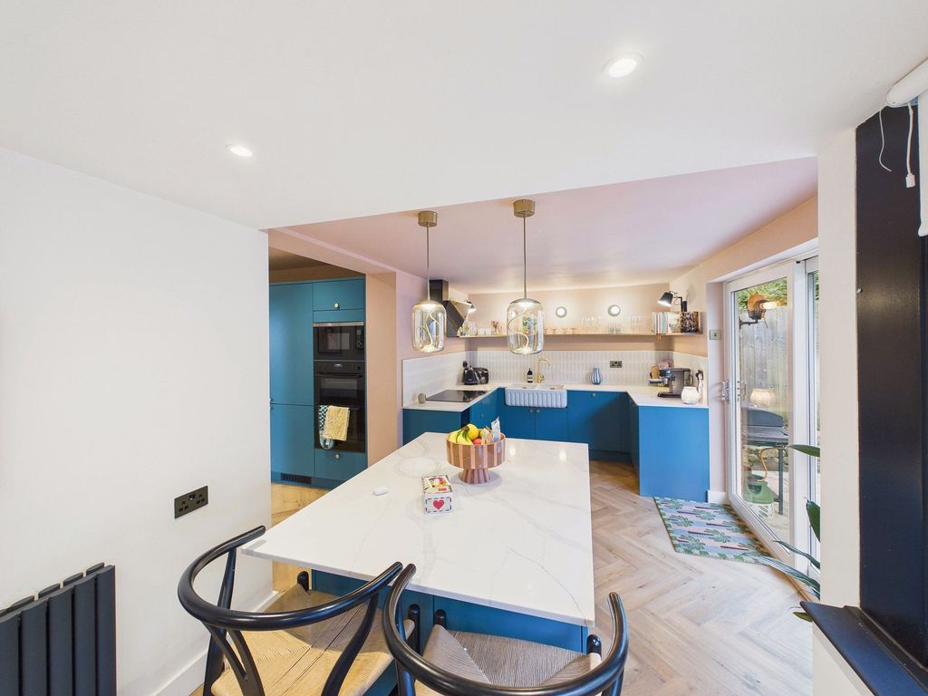 Property photo 2 of 13 Dining Kitchen
