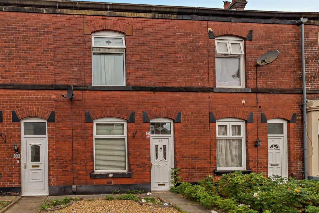 Property photo 1 of 12
