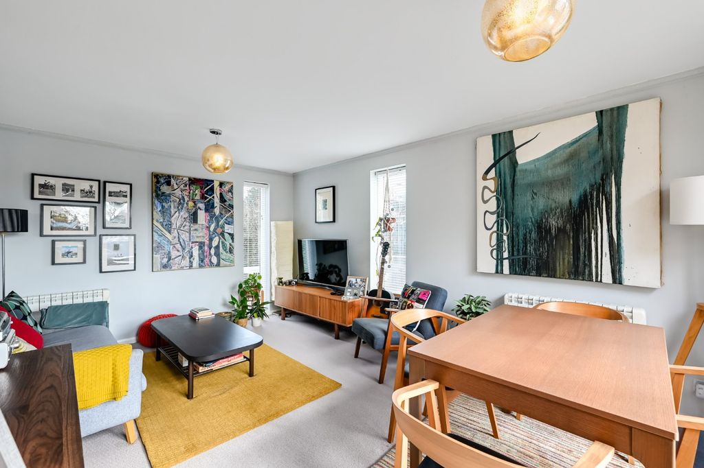 Property photo 3 of 20 Picture 3