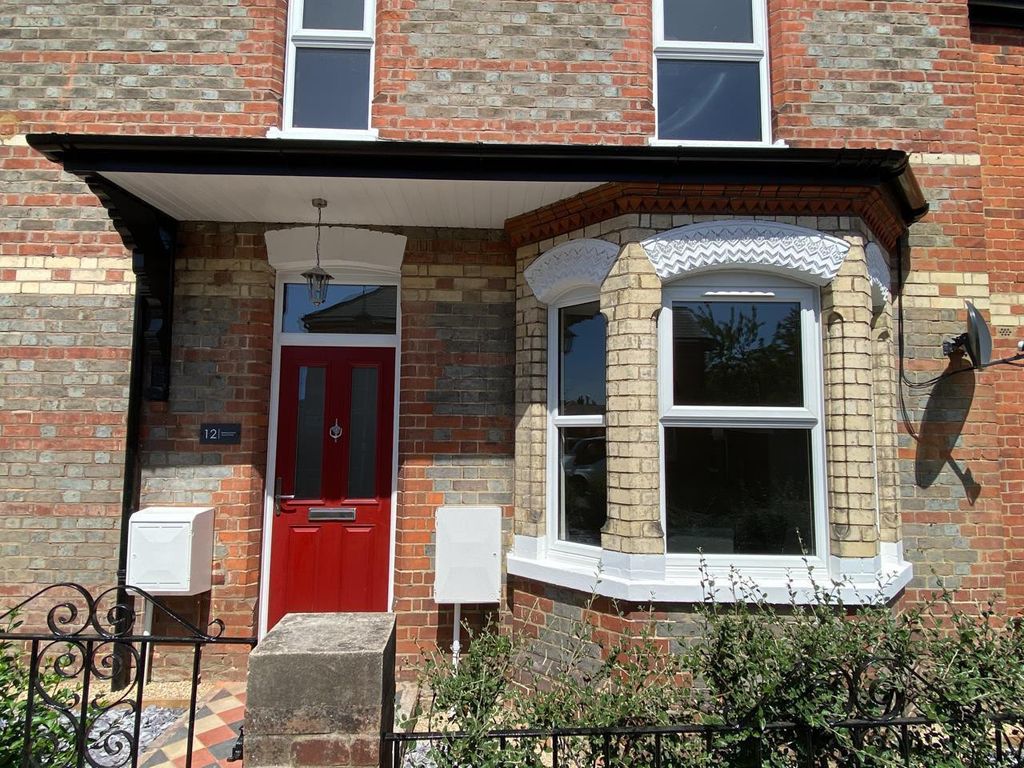 Property photo 1 of 6 Main Image (Main)