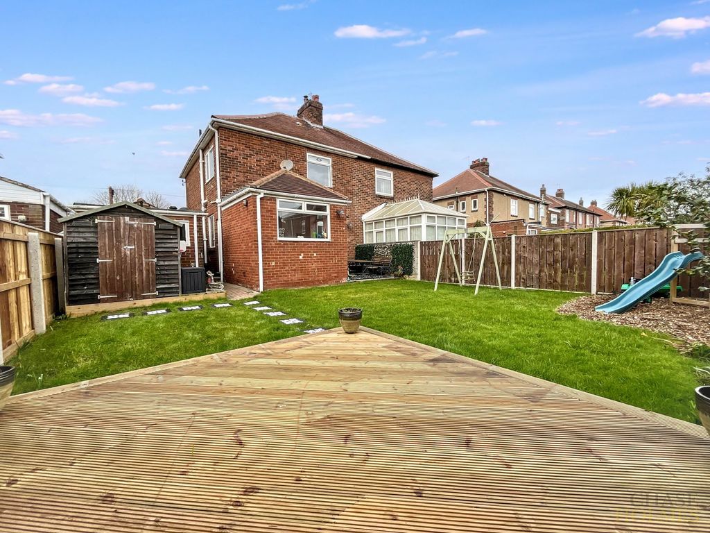 Property photo 3 of 25