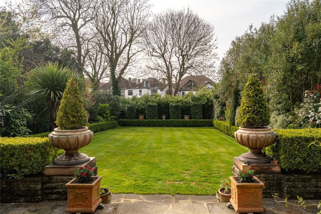 Property photo 2 of 6 Picture No. 04