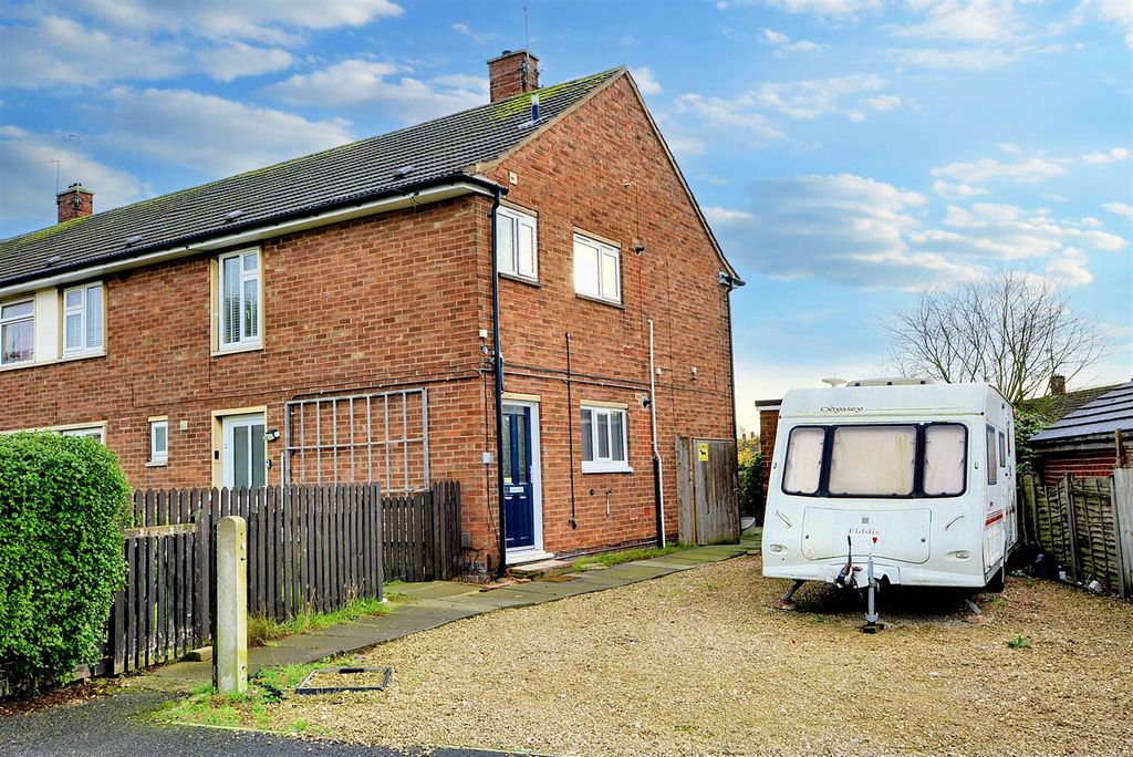 Property photo 2 of 11 Front 2.Jpg