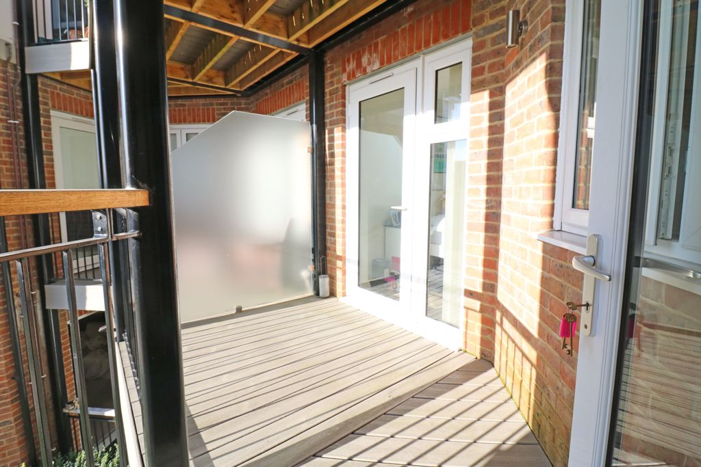 Property photo 3 of 7