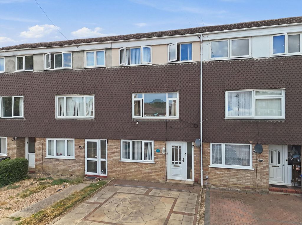 Property photo 1 of 21