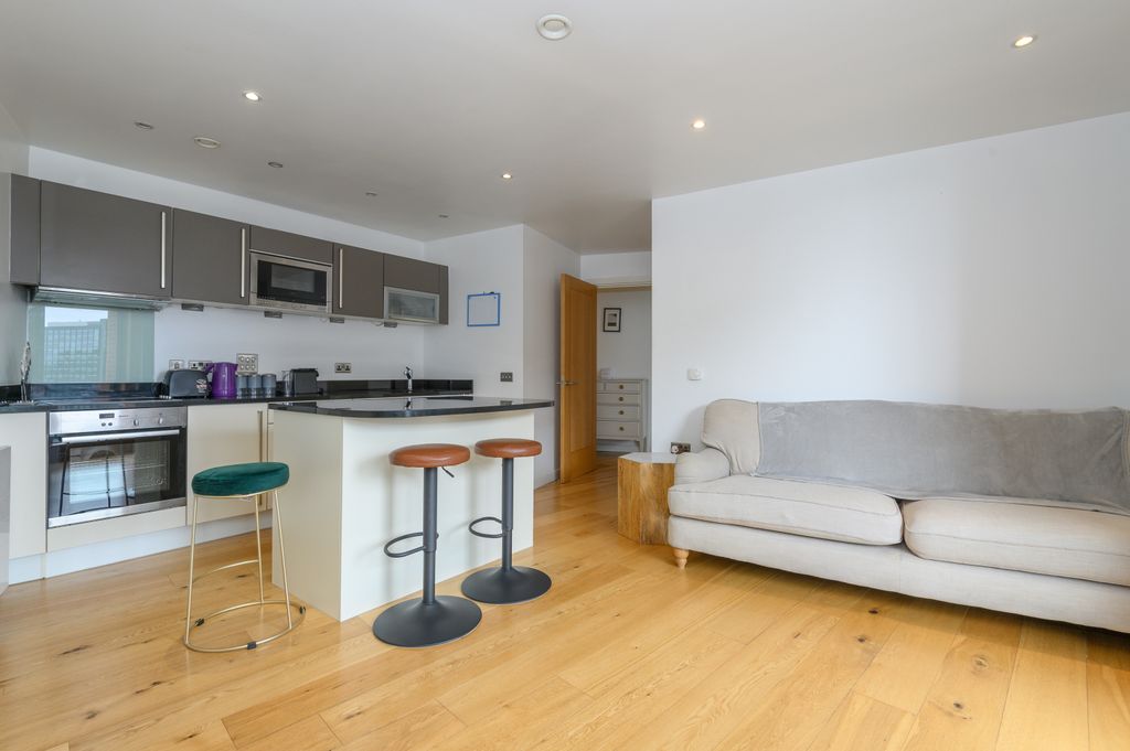 Property photo 1 of 16 _D785182-2