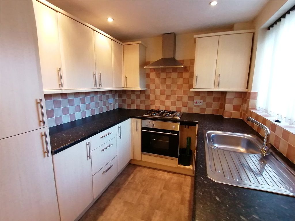 Property photo 3 of 6 Picture No. 05