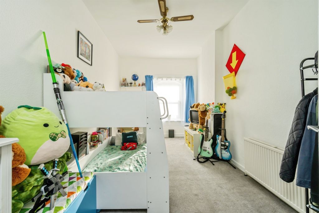 Property photo 3 of 14