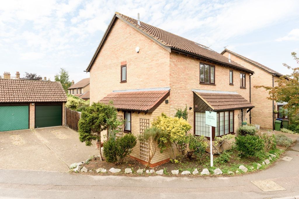 Property photo 1 of 12