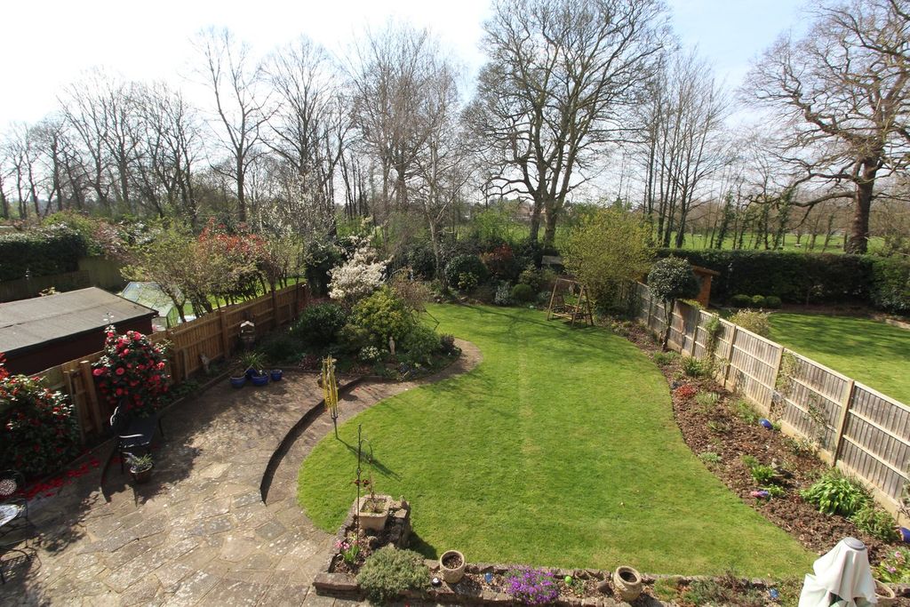 Property photo 2 of 22
