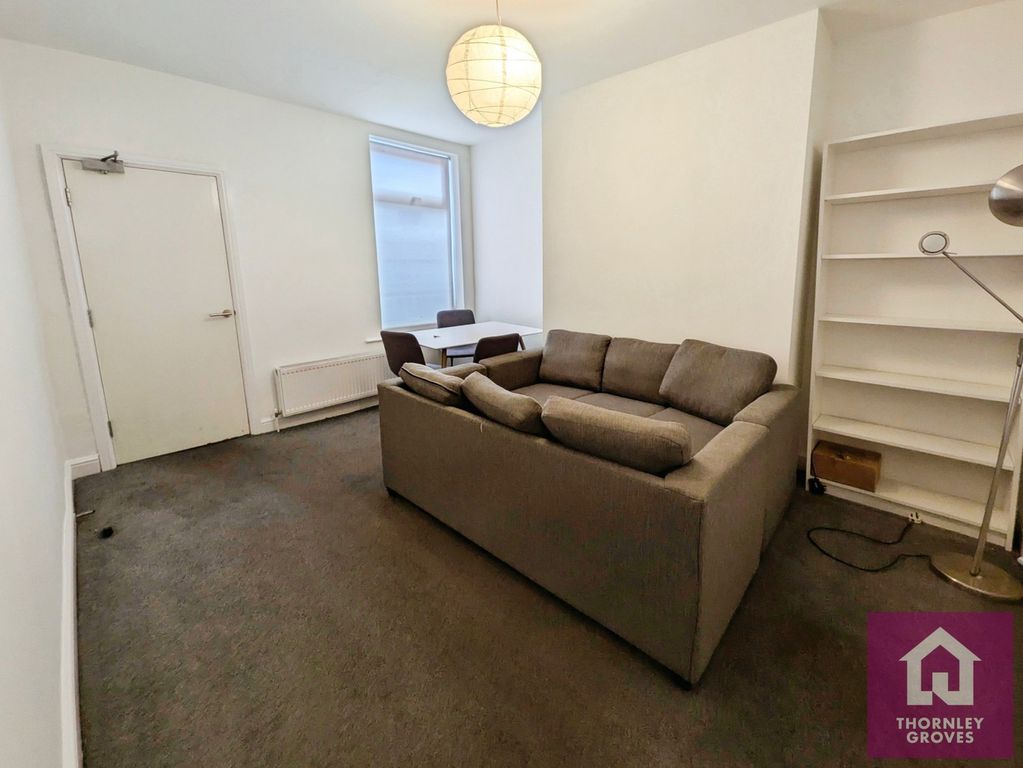 Property photo 2 of 13 Pbox-Img.Jpg