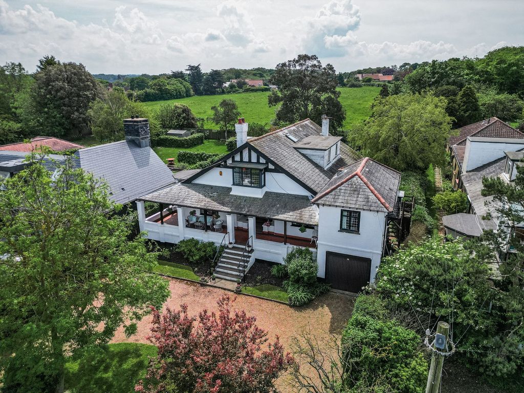 Property photo 1 of 19