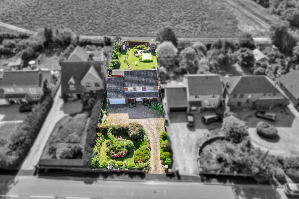 Property photo 2 of 10